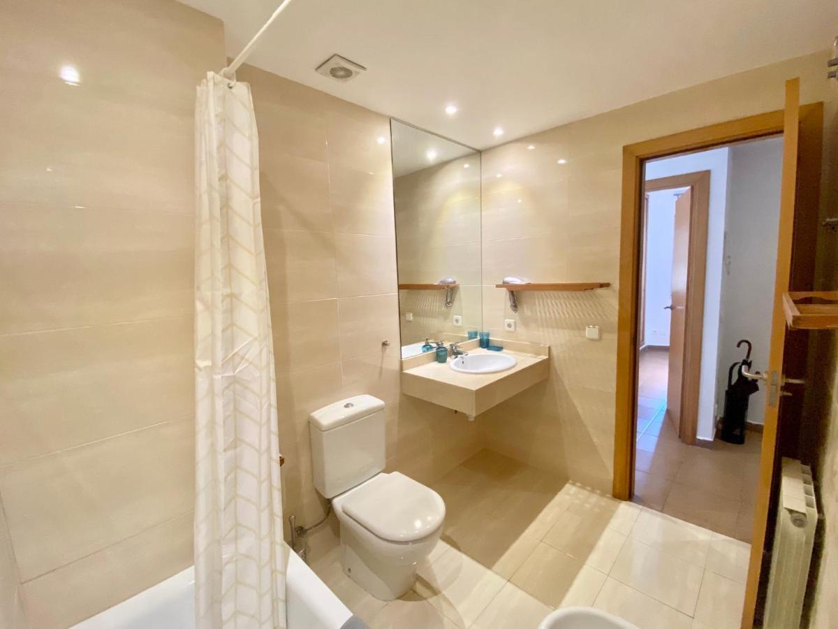 Hauzify I Apartament Forques Сан Фелиу де Гиксолс Екстериор снимка
